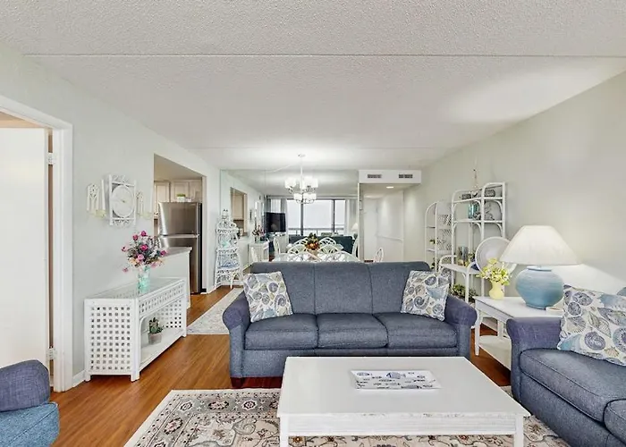 Holiday home Waterfront With Incredible Views Balcony Washer & Dryer Pools & Sauna Ocean City