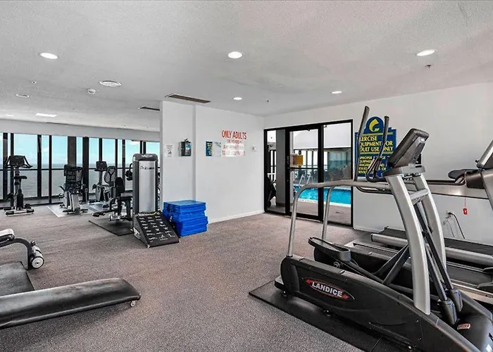 Waterfront With Incredible Views Balcony Washer & Dryer Pools & Sauna